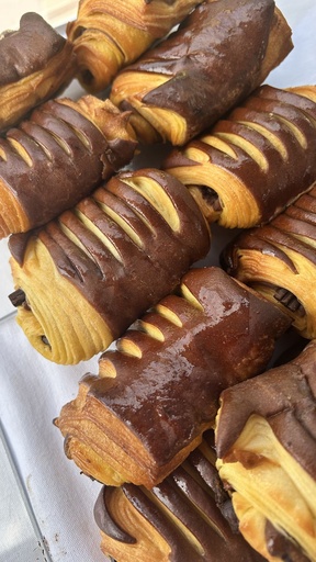 Pains au Chocolats-Bicolores